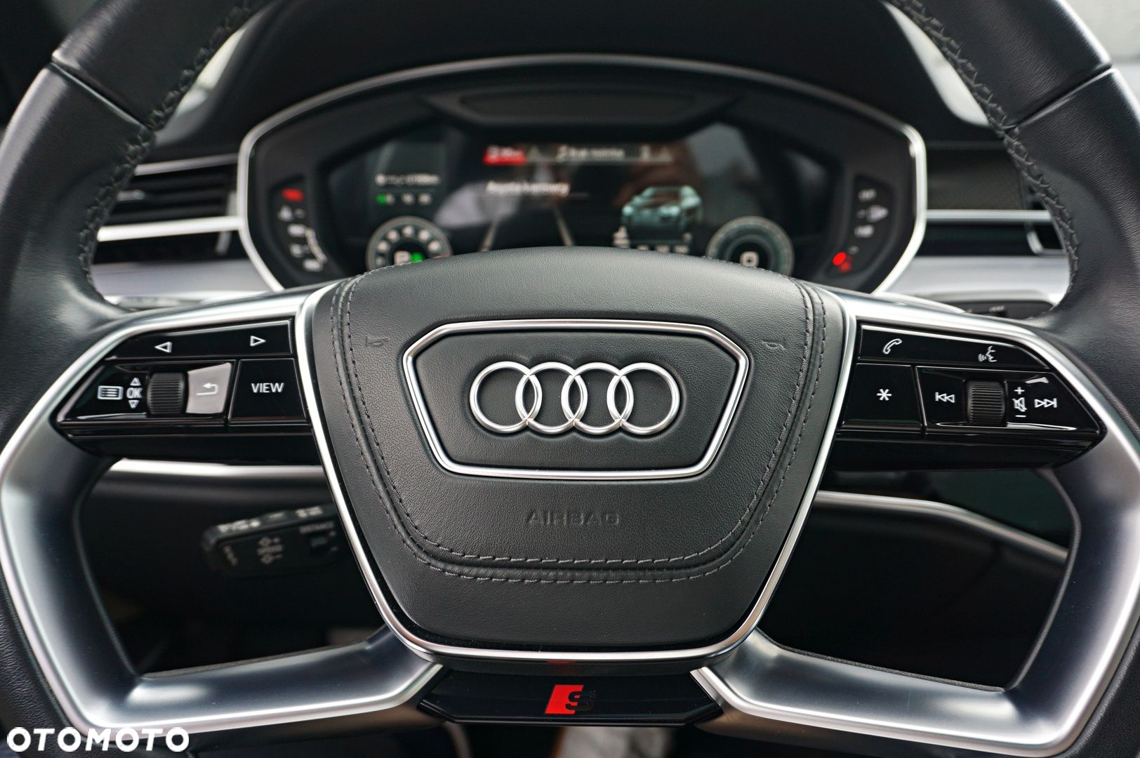 Audi S8 - 26