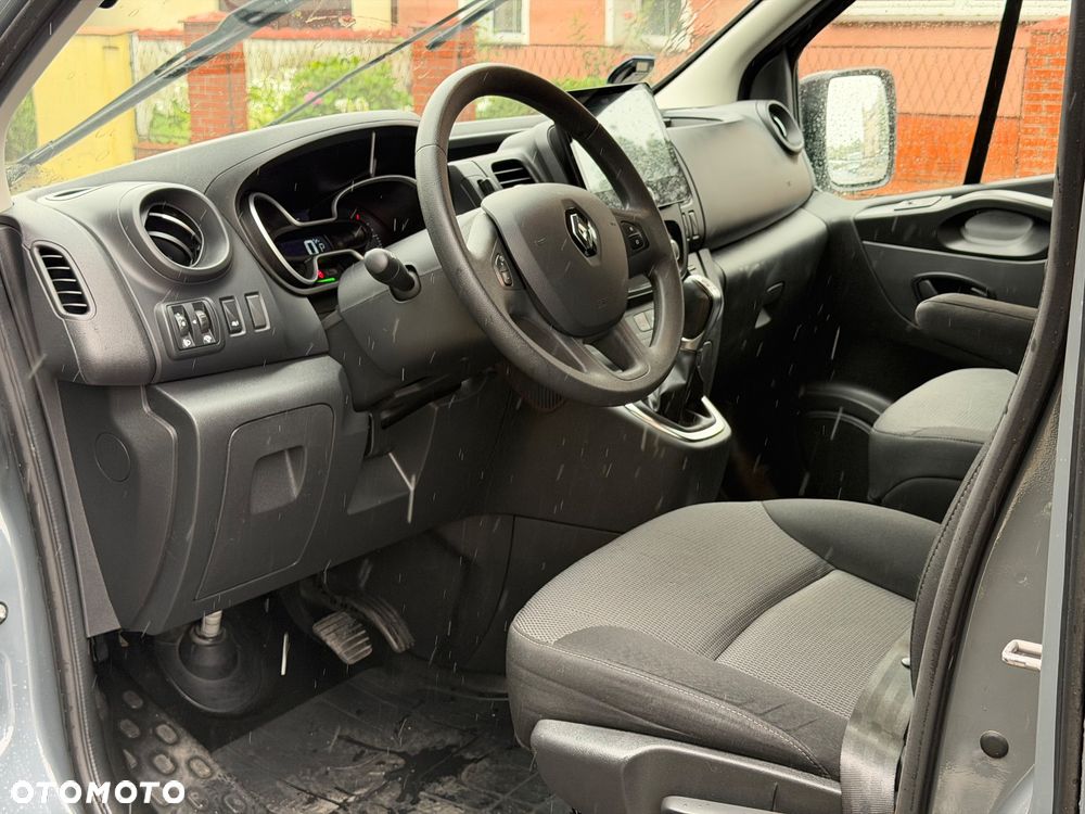 Renault Trafic 2.0 dCi EDC - 13