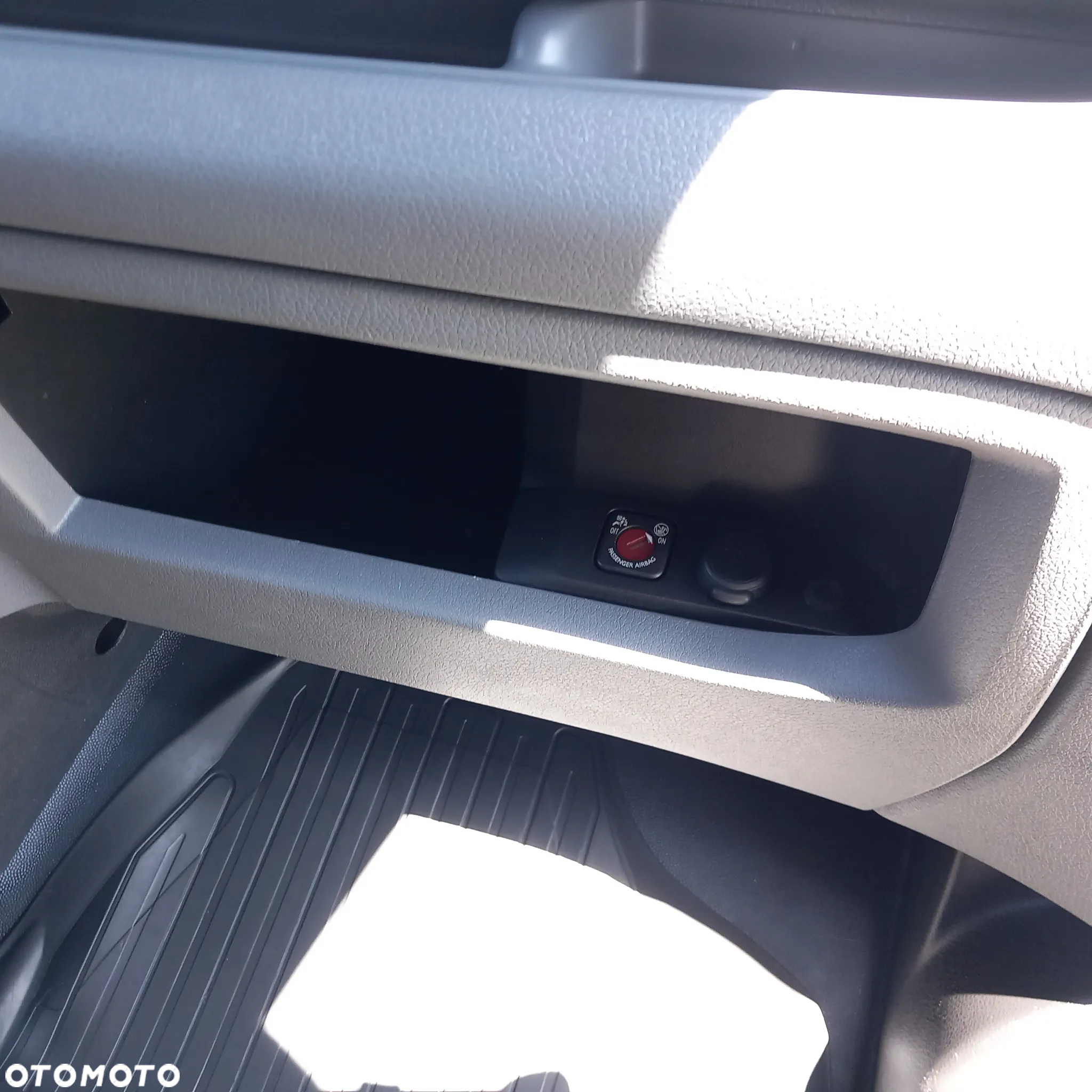 Toyota ProAce Kombi 2.0 D-4D Medium 2,8t - 14