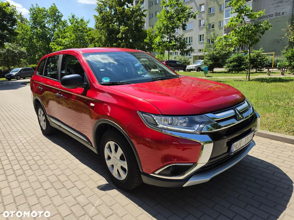 Mitsubishi Outlander 2.0 2WD - 2