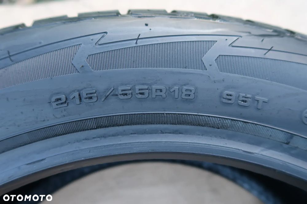 215/55R18 Goodyear UltraGrip Performance opony zimowe - 10