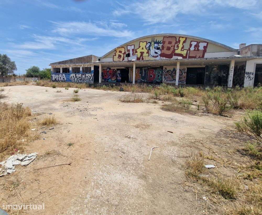 Terreno com Projeto Aprovado para Condomínio de Luxo - Olhão - Grande imagem: 5/15
