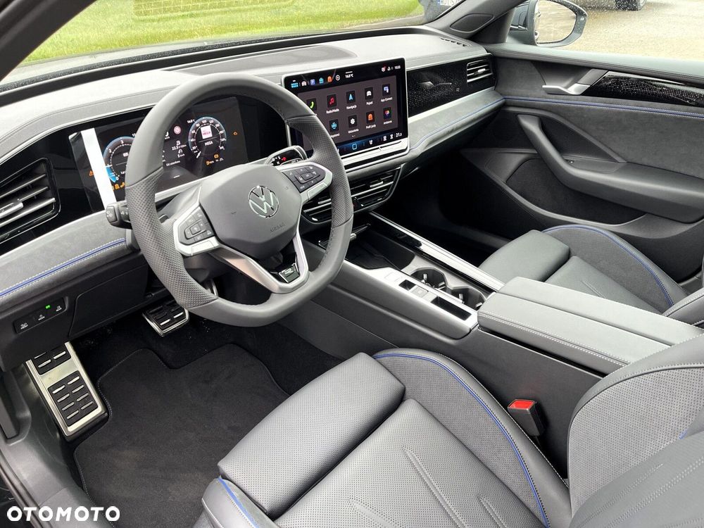 Volkswagen Passat Variant 2.0 TDI SCR R-Line Plus DSG - 10