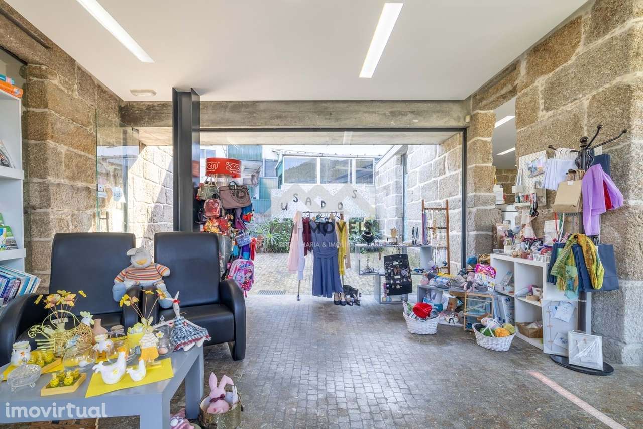 Loja | Comércio | Papelaria | Escritório | Casa de banho - Grande imagem: 3/27