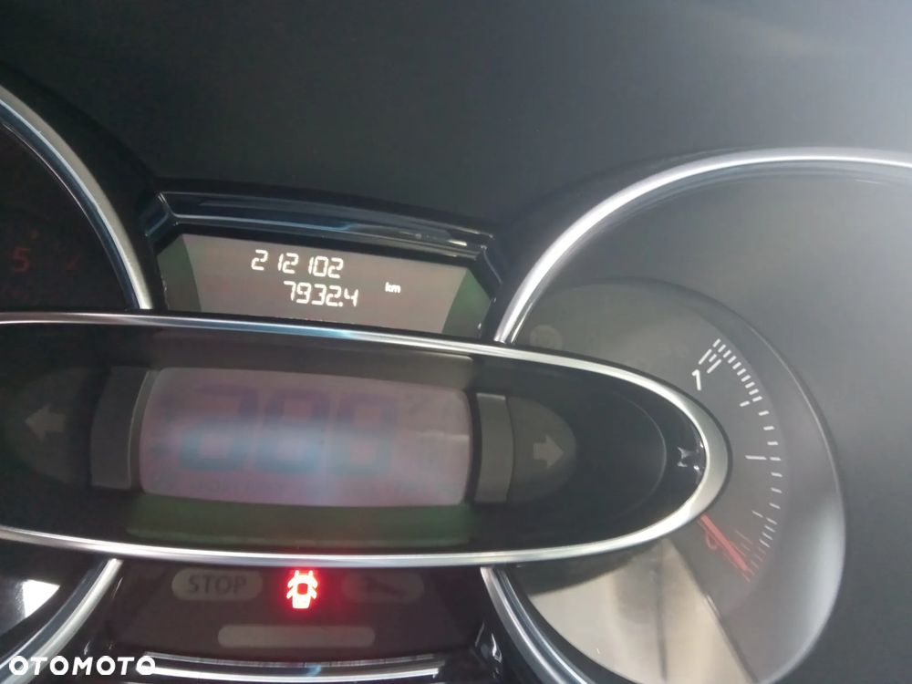 Renault Clio 1.5 dCi Energy Alize - 6