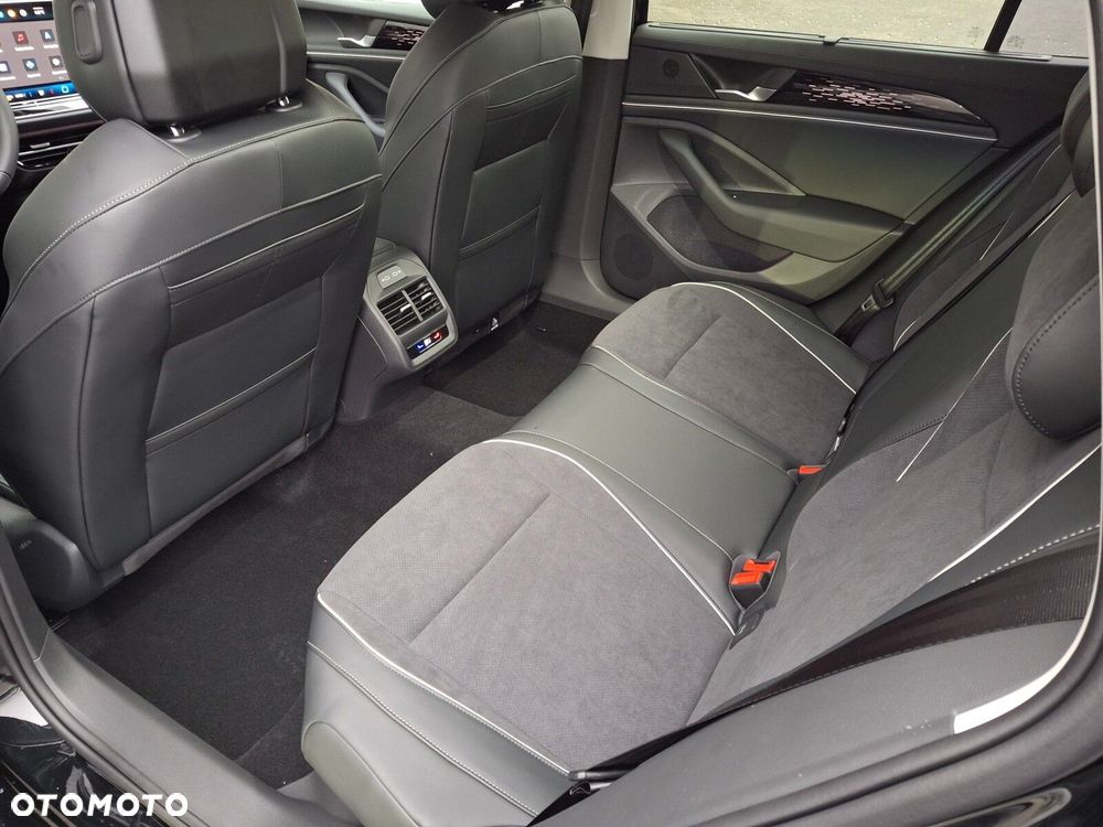 Volkswagen Passat - 21