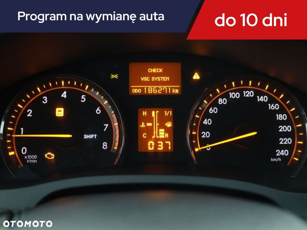 Toyota Avensis - 14