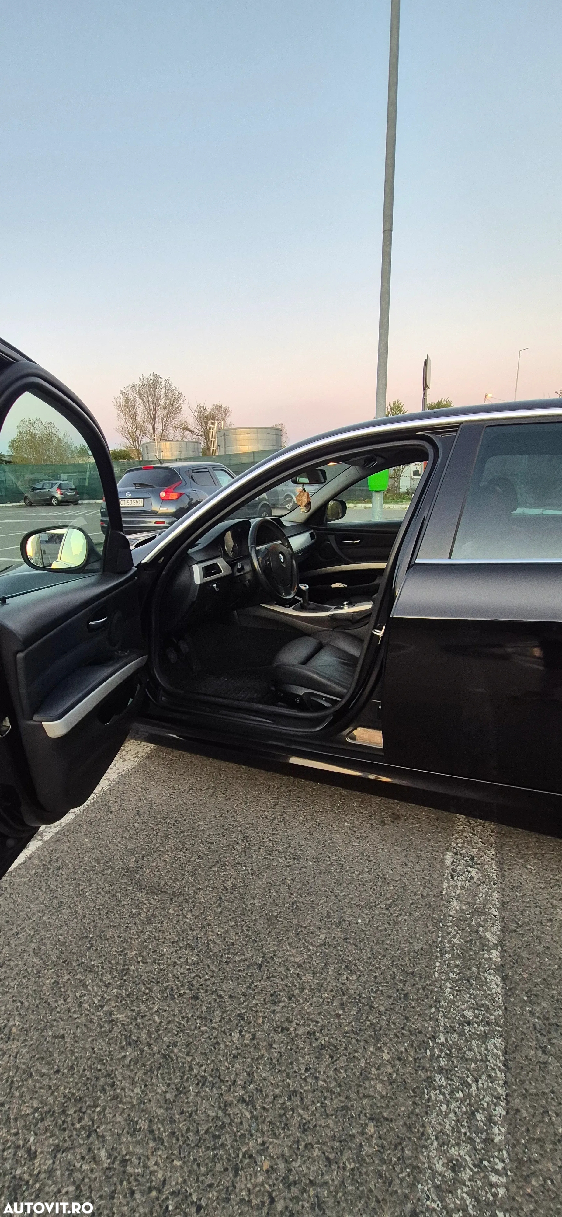 BMW Seria 3 318d - 17