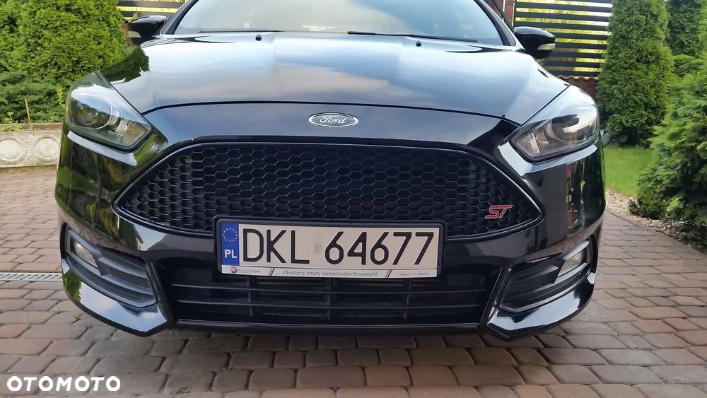 Ford Focus ST - 11