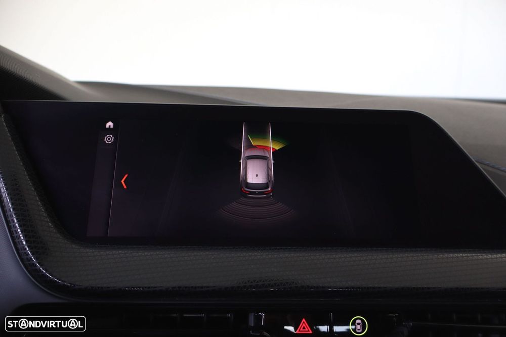 BMW 116 d Pack Desportivo M - 32