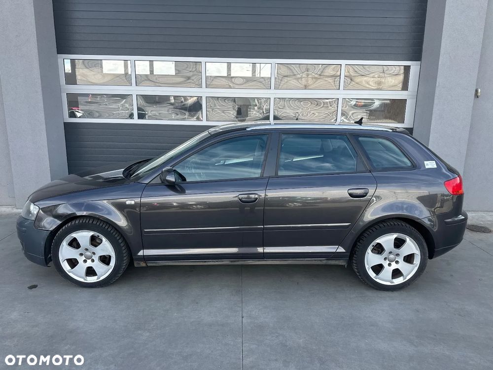 Audi A3 Sportback 2.0 TFSI Ambition - 8