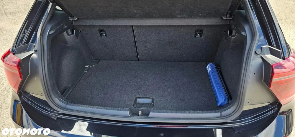 Volkswagen Polo 1.0 TSI R-Line - 21