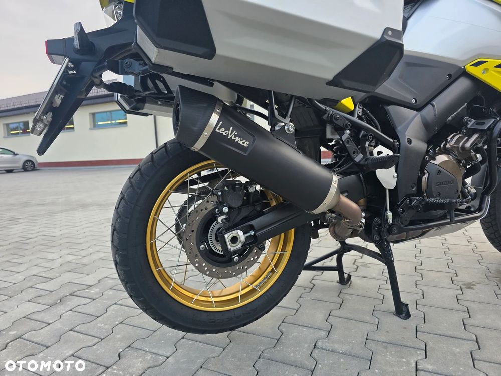 Suzuki V-STROM - 14