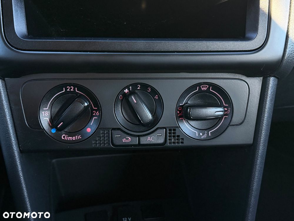 Volkswagen Polo - 26