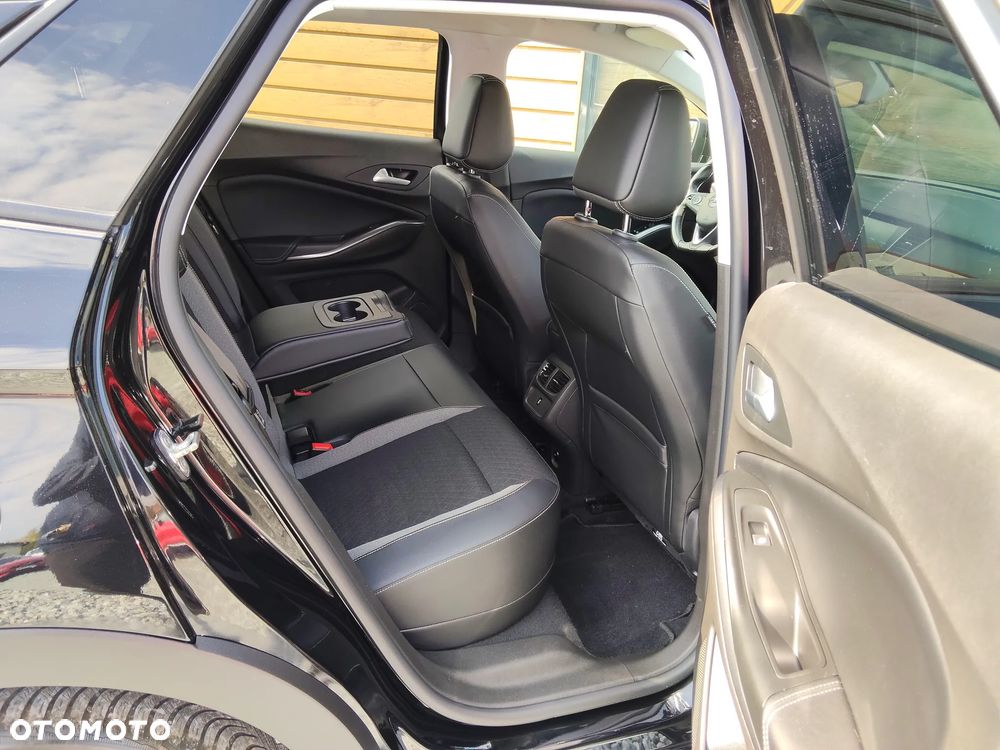 Opel Grandland X 1.6 T Ultimate S&S - 25
