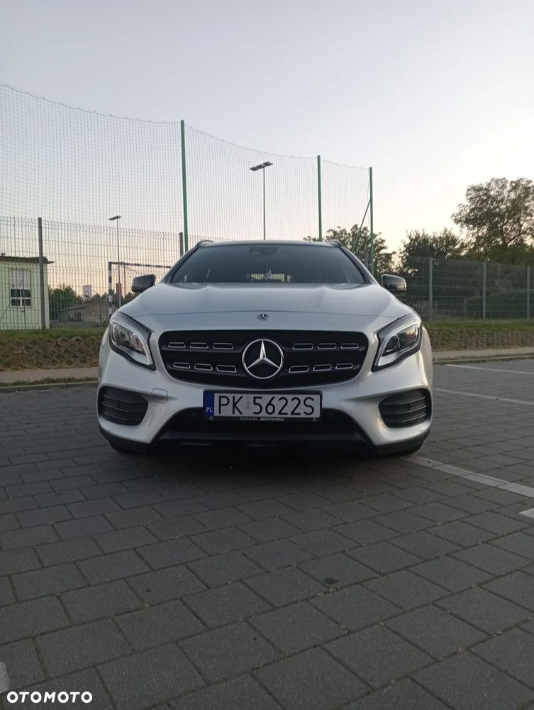 Mercedes-Benz GLA 200 (CDI) d 7G-DCT AMG Line - 8