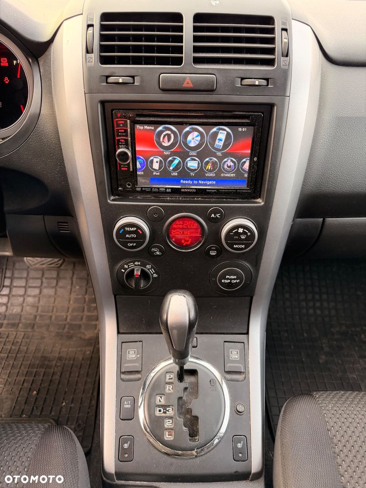 Suzuki Grand Vitara 2.4 Premium EU5 - 9