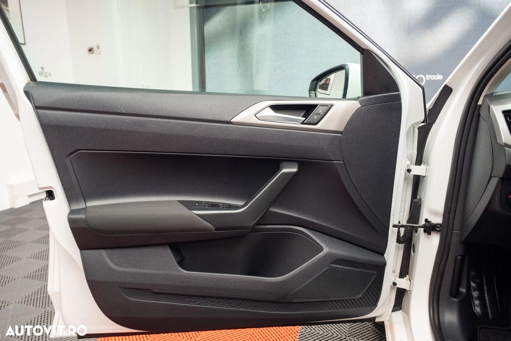 Volkswagen Polo - 25