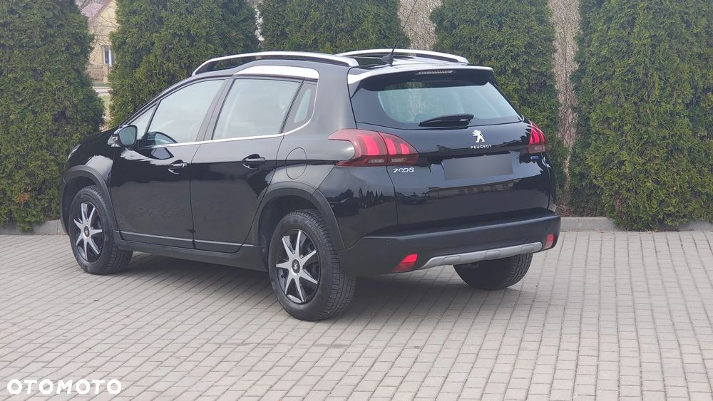 Peugeot 2008 1.6 BlueHDi Allure S&S - 6