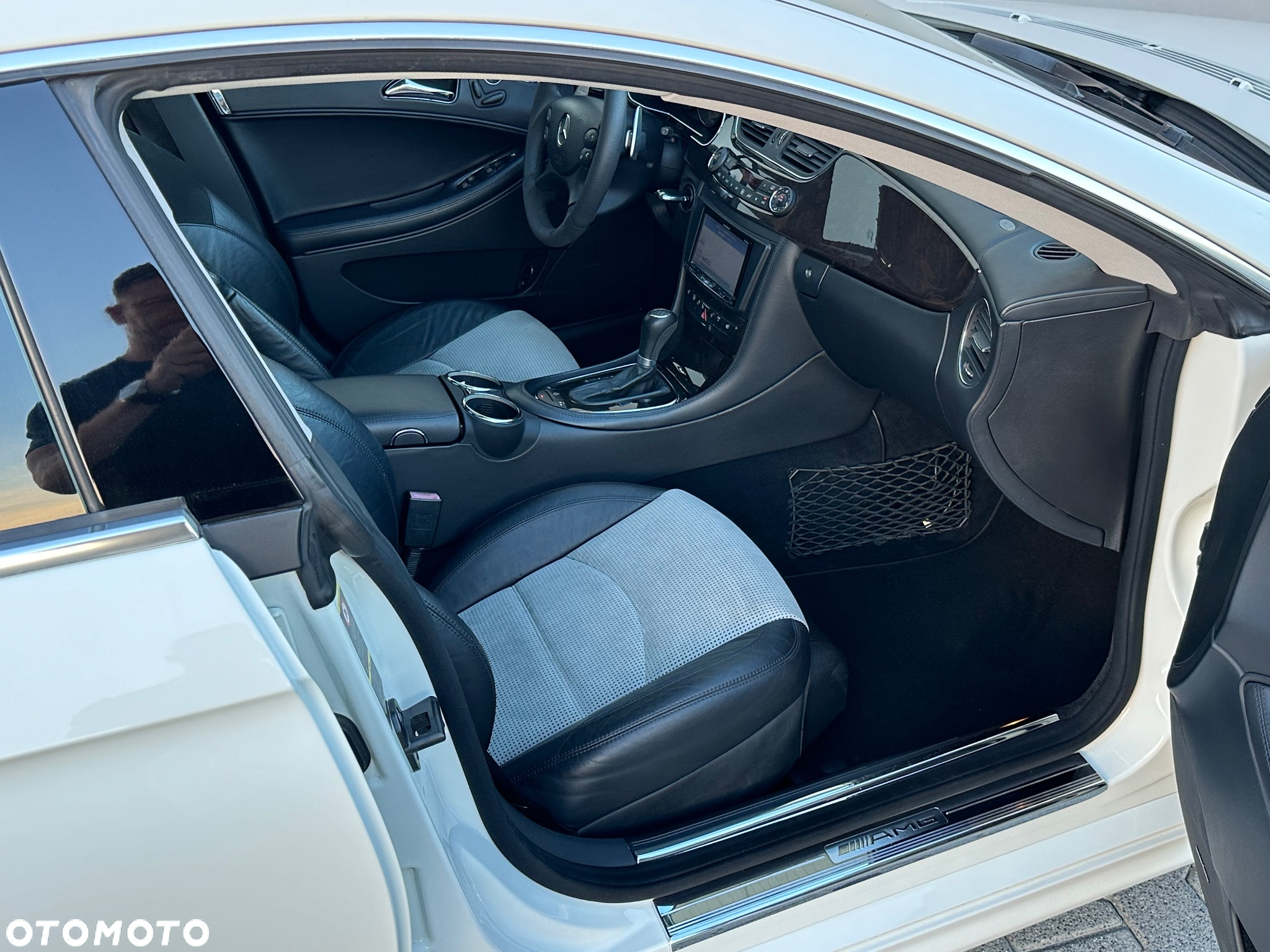 Mercedes-Benz CLS 63 AMG 7G-TRONIC - 24