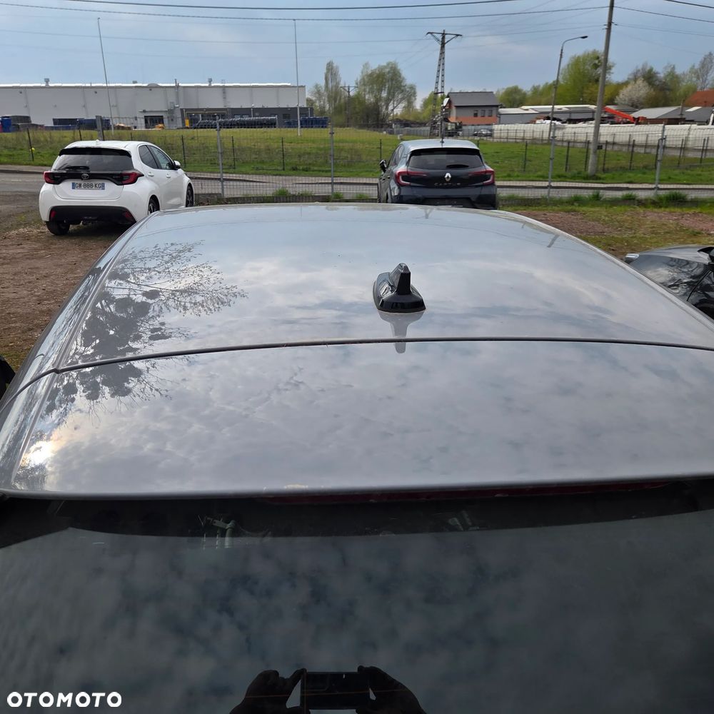 Volkswagen Golf 1.5 eTSI OPF DSG Edition 50 - 6