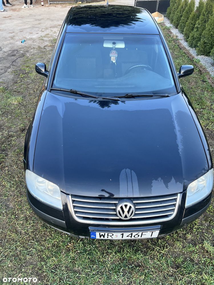 Volkswagen Passat - 4