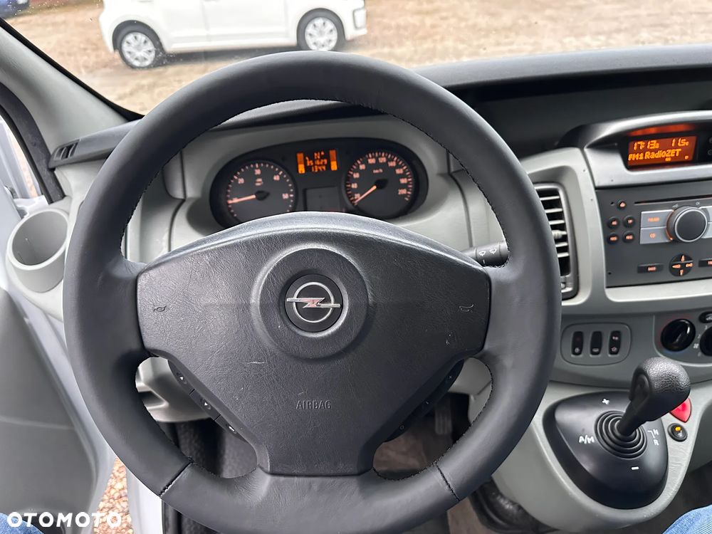 Opel Vivaro - 22