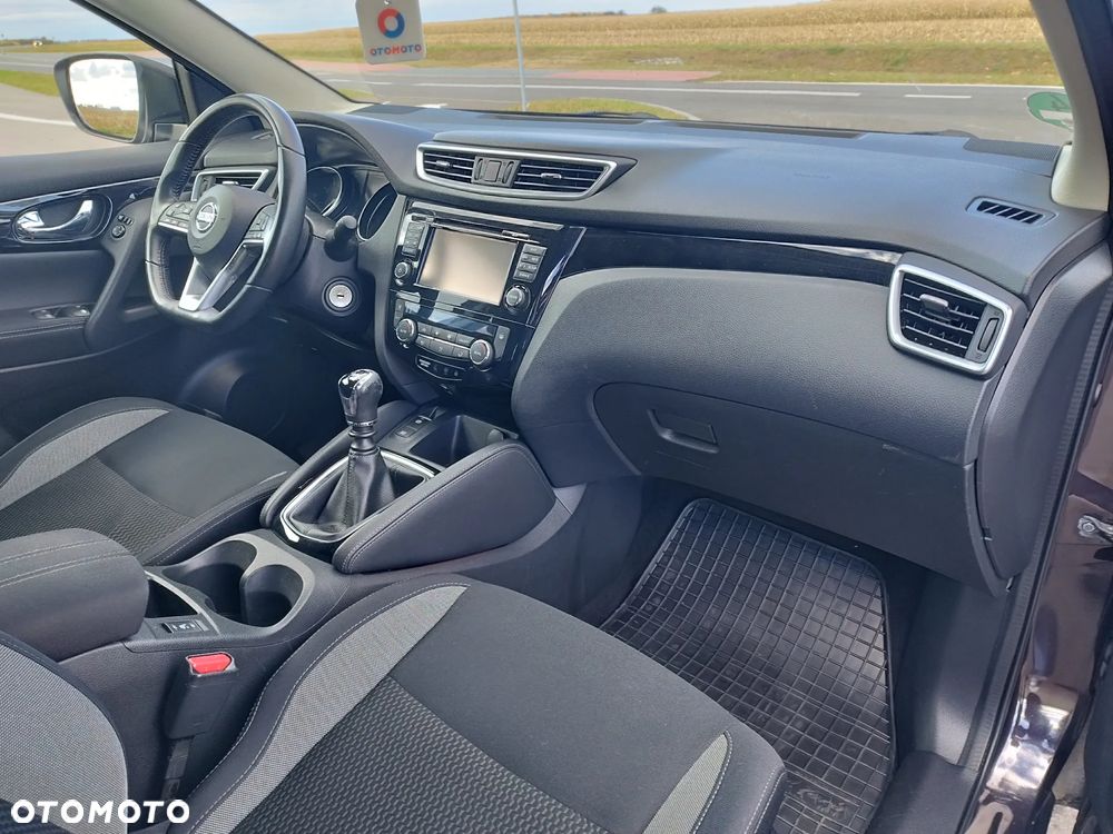 Nissan Qashqai 1.6 DIG-T N-Connecta - 9