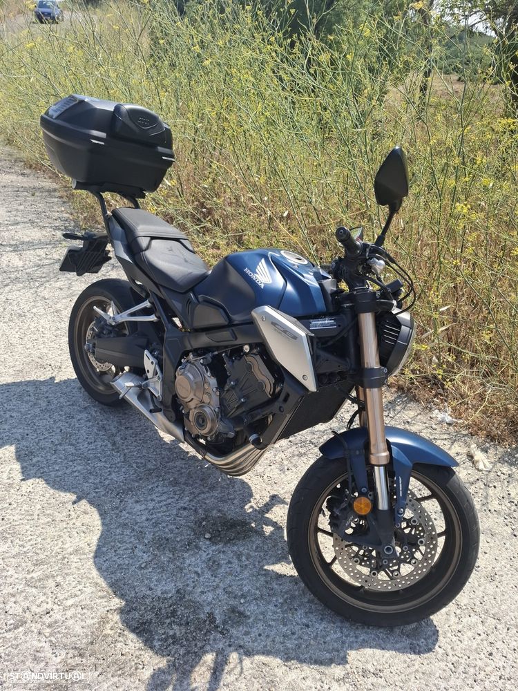Honda CB Versão Limitada a 35kw (carta A2) - 4