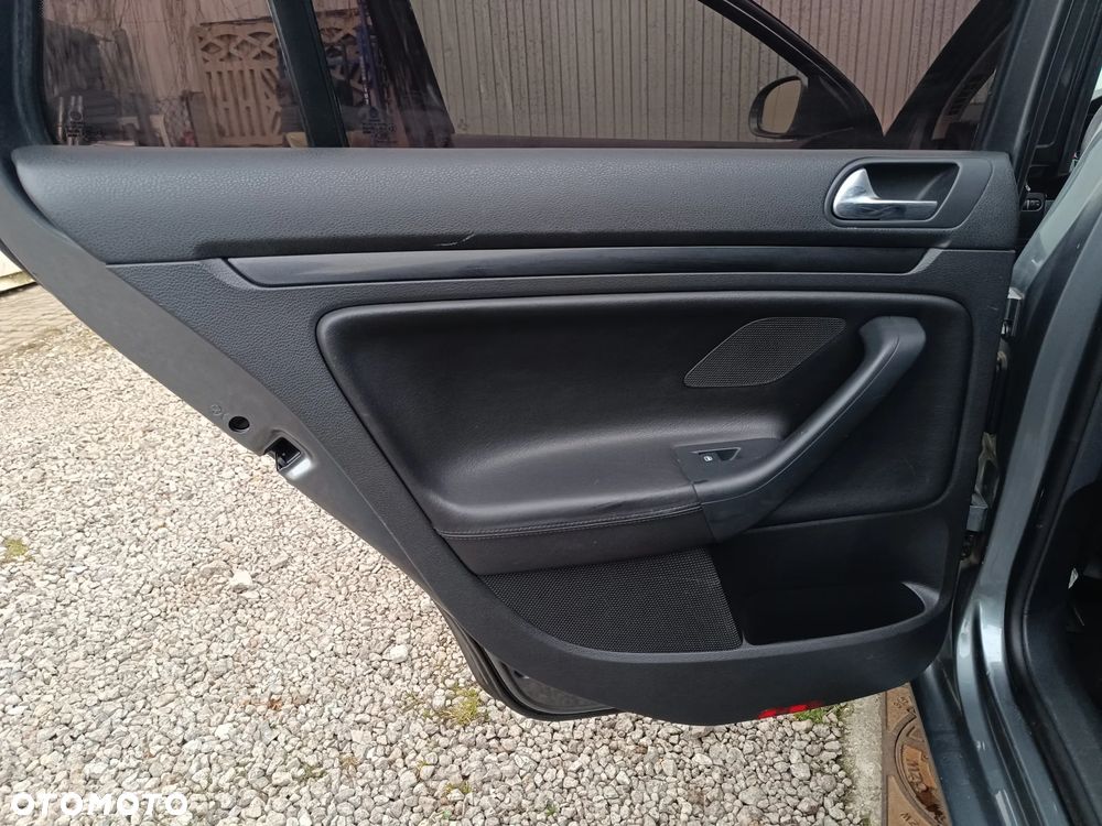 Volkswagen Golf Variant 1.4 TSI Exclusive - 28