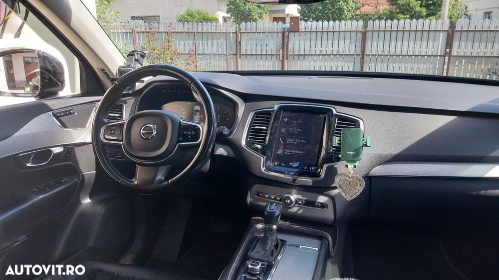 Volvo XC 90 D5 AWD Inscription - 4