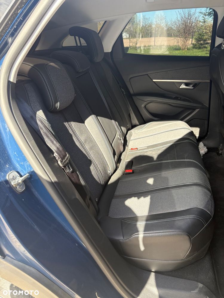 Peugeot 3008 1.6 PureTech GPF Allure S&S EAT8 - 13