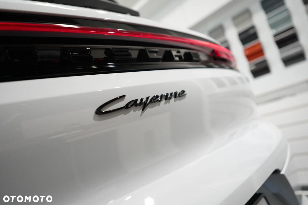 Porsche Cayenne - 28