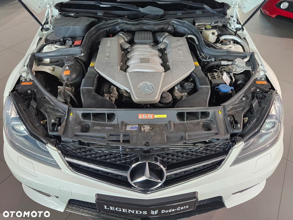 Mercedes-Benz Klasa C 63 AMG AMG SPEEDSHIFT MCT - 15