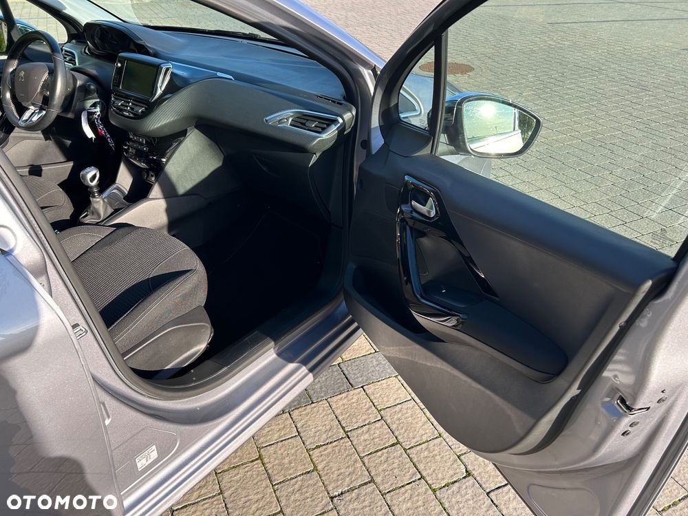 Peugeot 208 PureTech 110 Stop & Start Allure - 7
