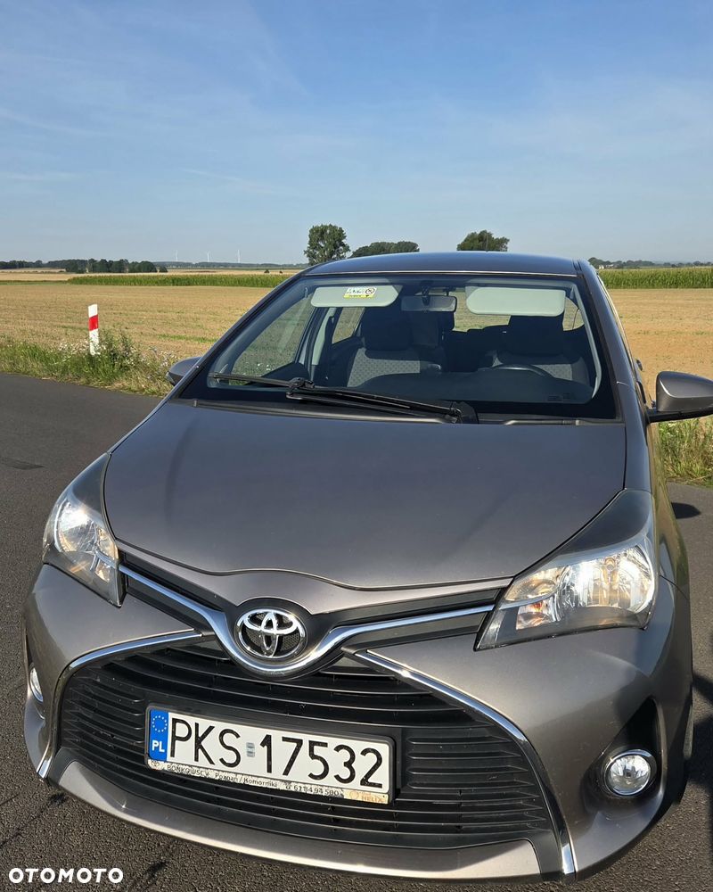 Toyota Yaris 1.33 Premium - 4