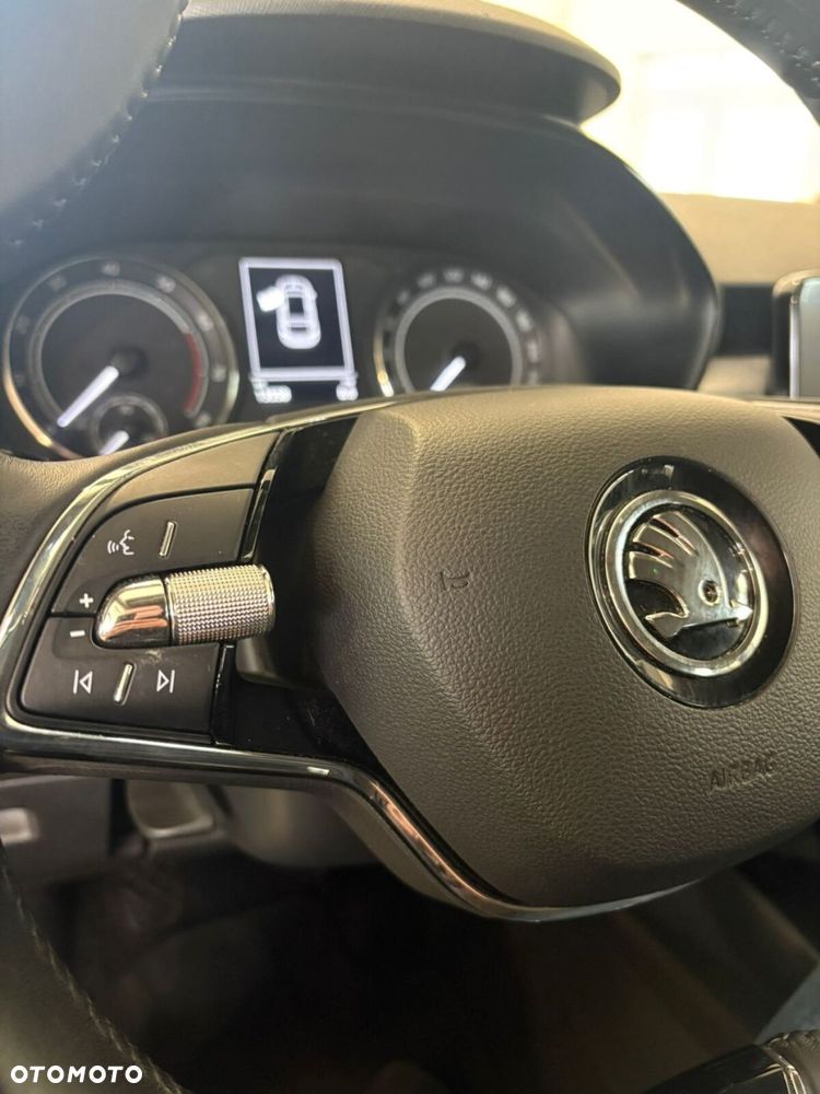 Skoda Fabia 1.0 TSI Ambition - 11