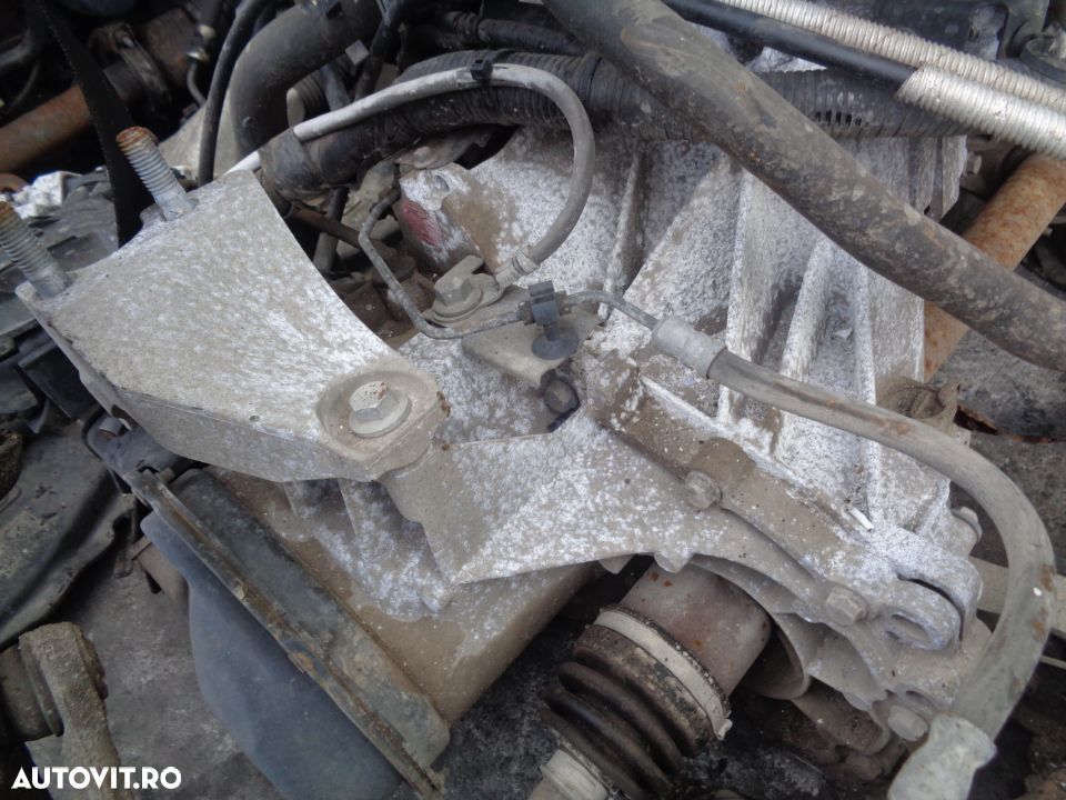 Vand Cutie de Viteza Ford Fiesta 1.4TDI F6JB din 2009 - 1