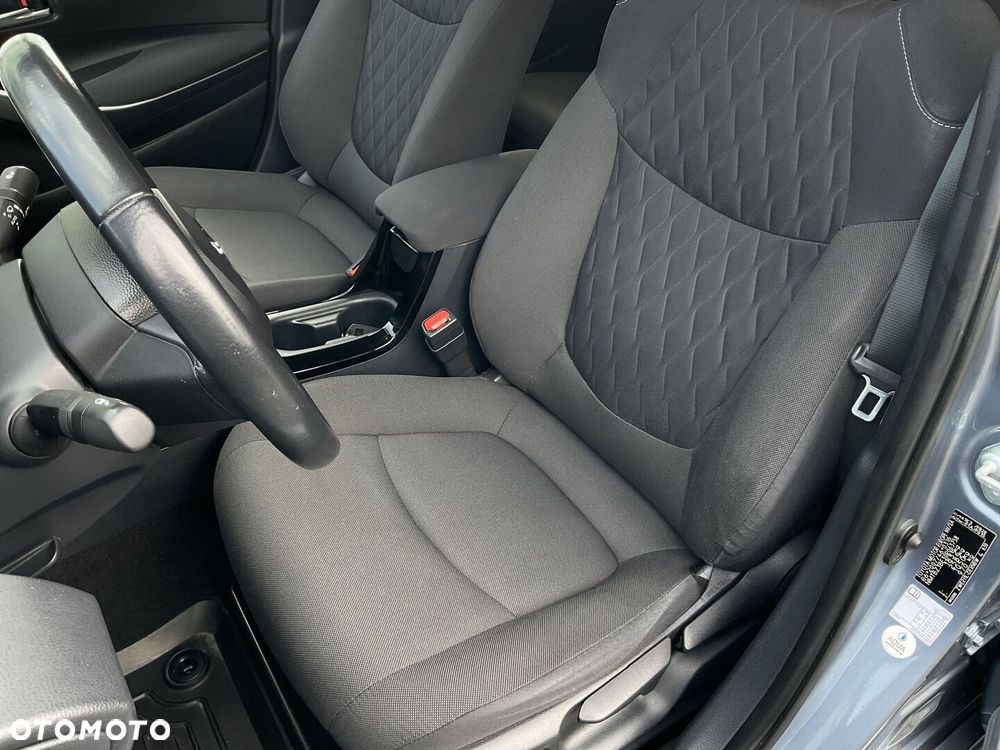 Toyota Corolla 1.8 Hybrid Comfort - 17