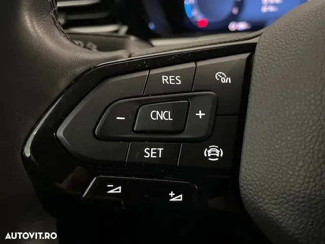 Ford Tourneo Connect 1.5L EcoBoost LWB Titanium - 29