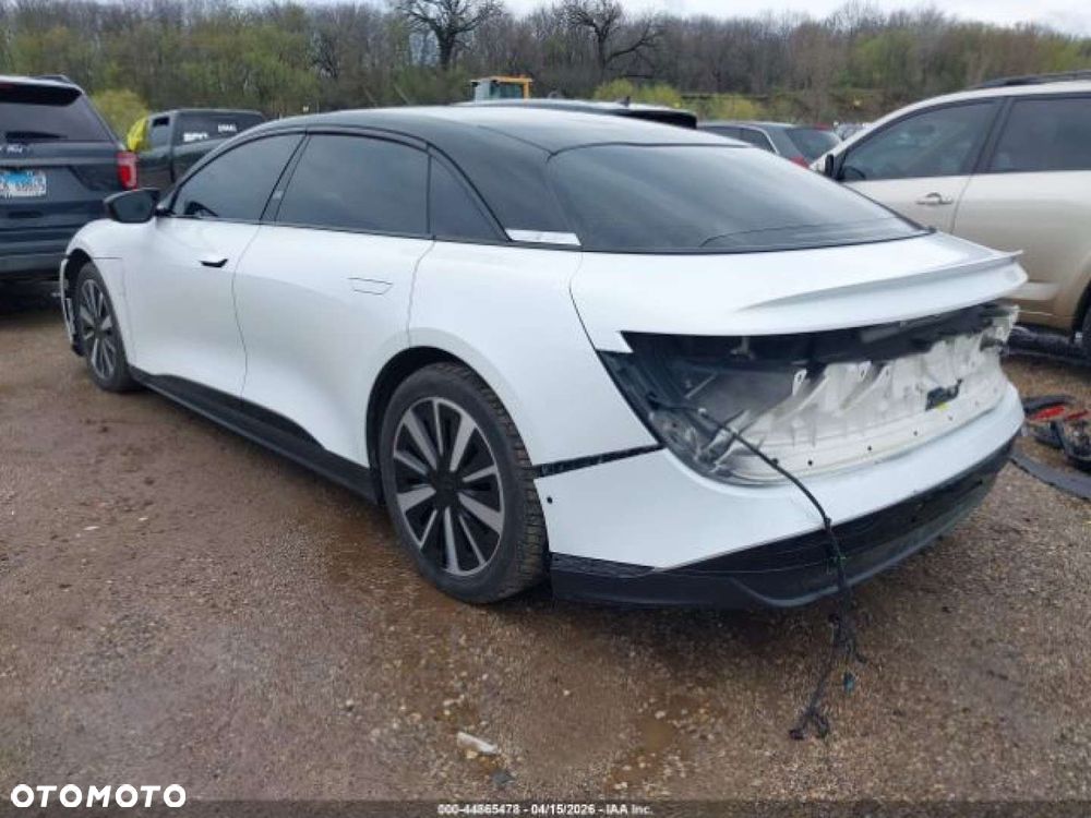 Lucid Air - 4
