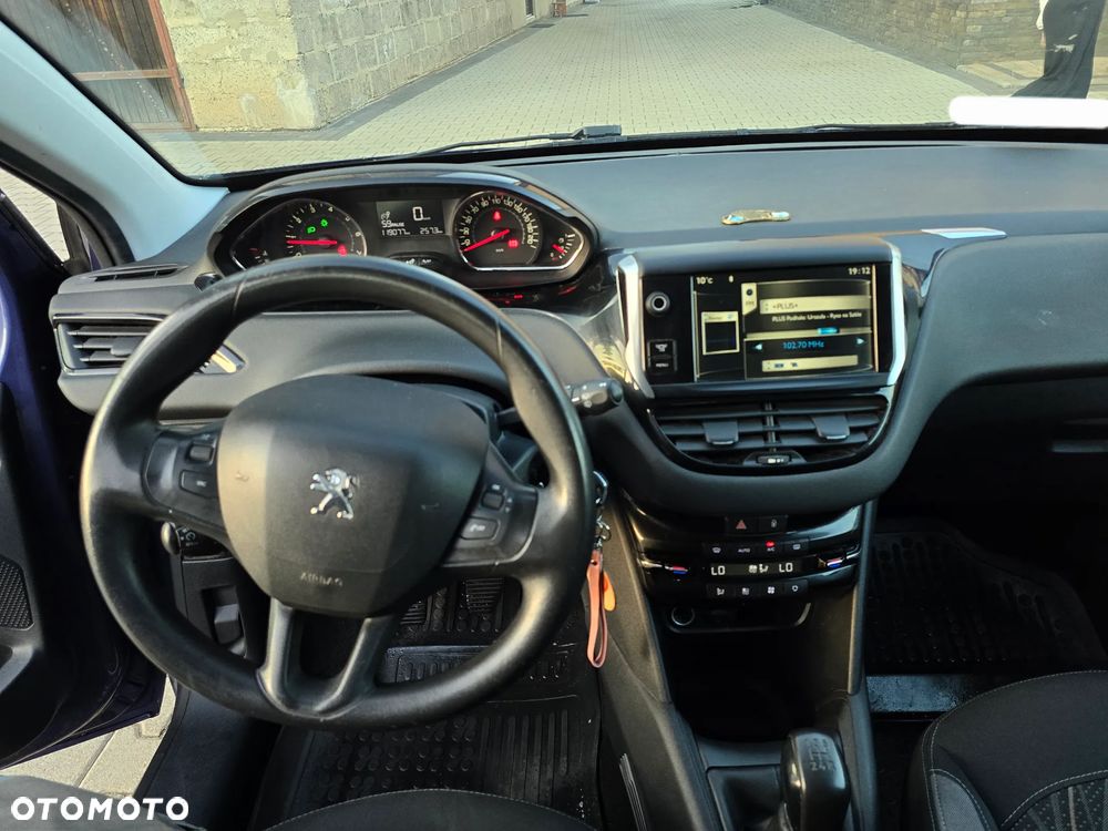 Peugeot 208 1.2 PureTech Active - 18