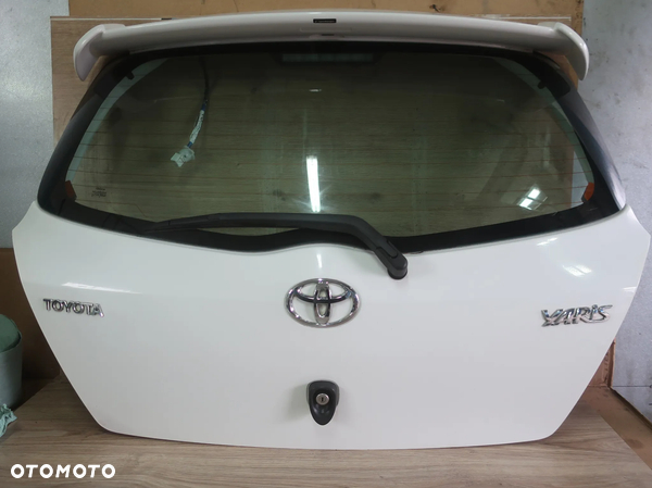 TOYOTA YARIS II 2 06-11R KLAPA TYŁ KOMPLETNA SPOILER SPOJLER ŁADNA 068