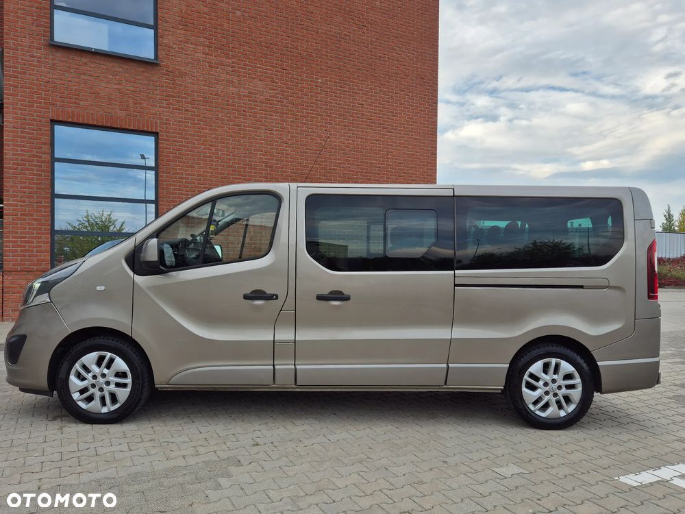 Opel Vivaro - 11