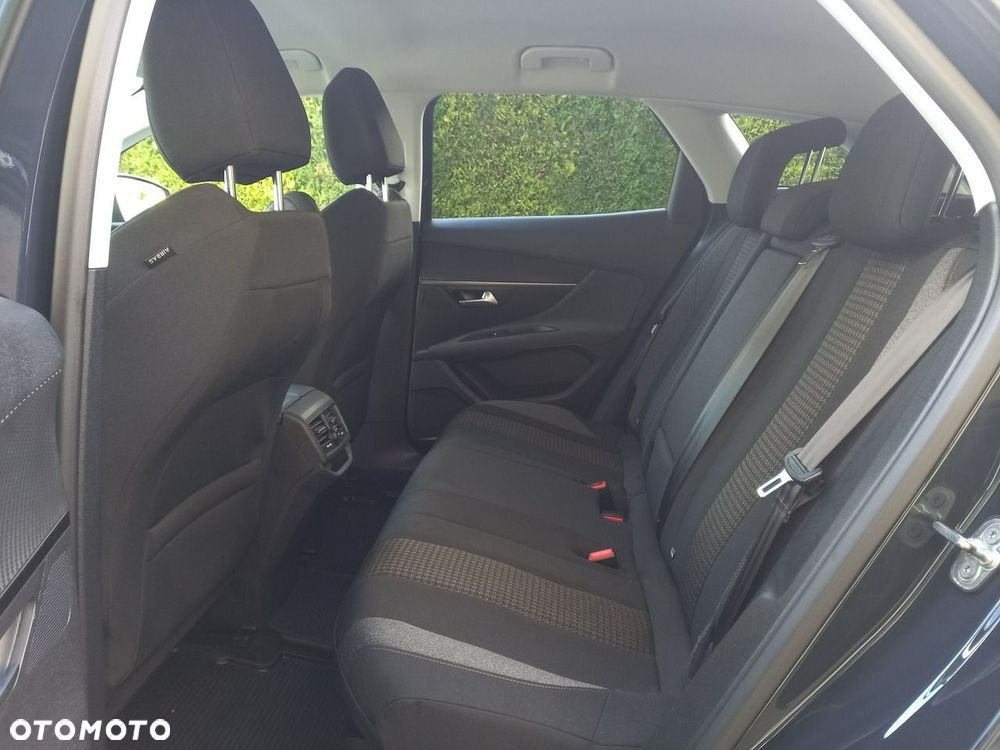 Peugeot 3008 - 23
