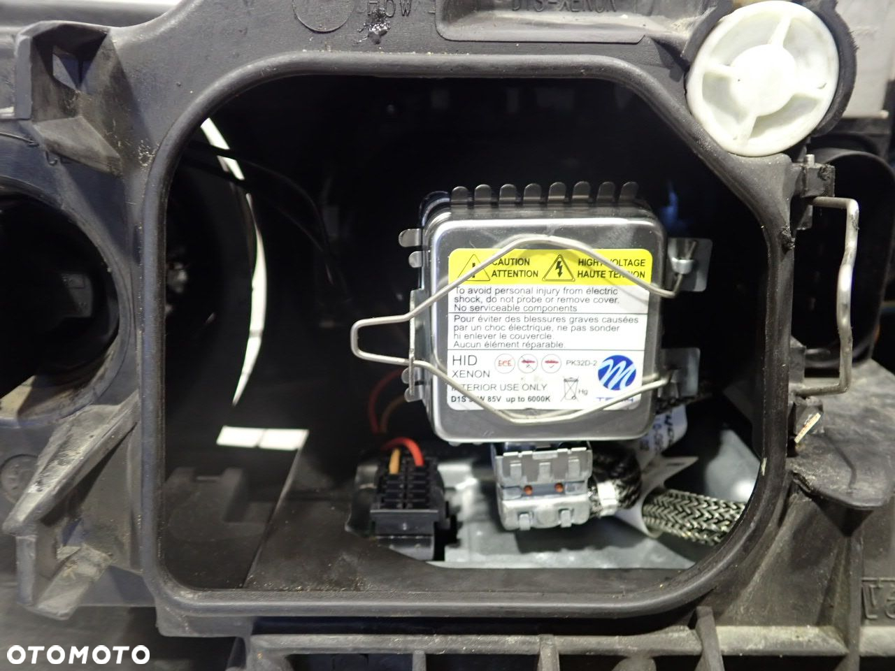 LAMPA LEWA PRZEDNIA XENON AUDI A4 B6 8E0941003S 89027892 - 13