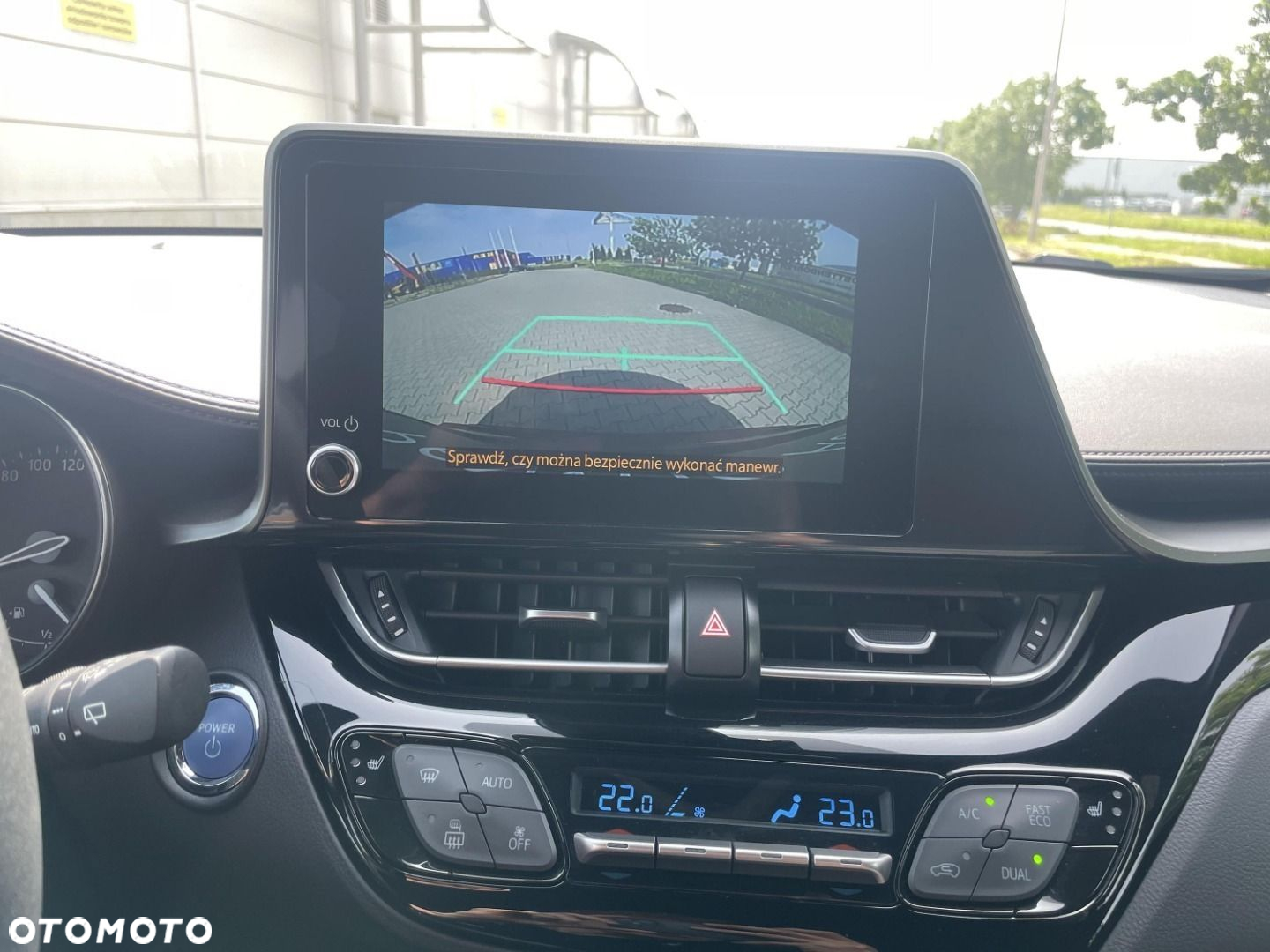 Toyota C-HR - 15