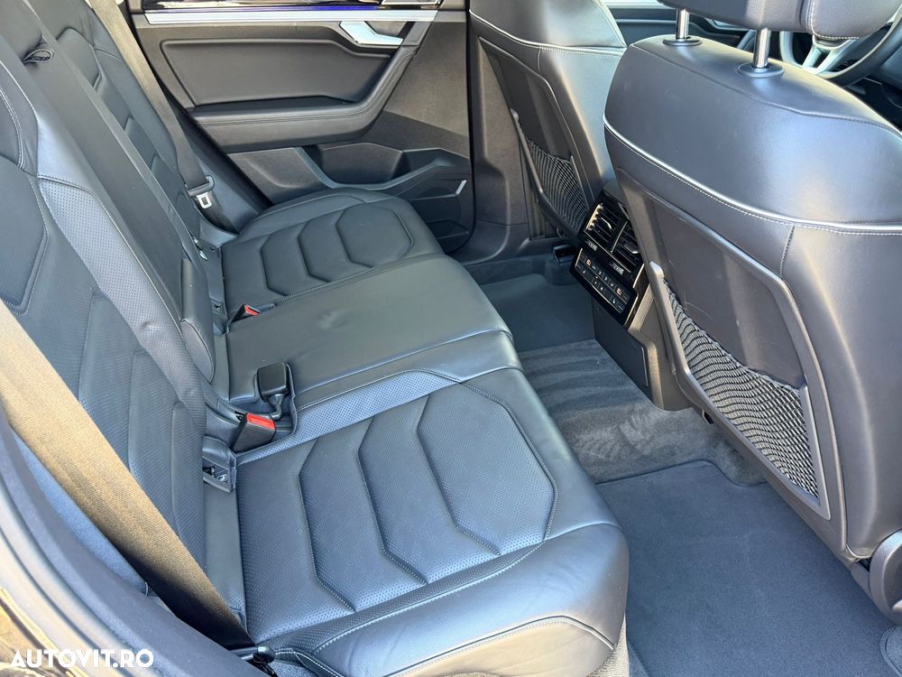 Volkswagen Touareg - 28