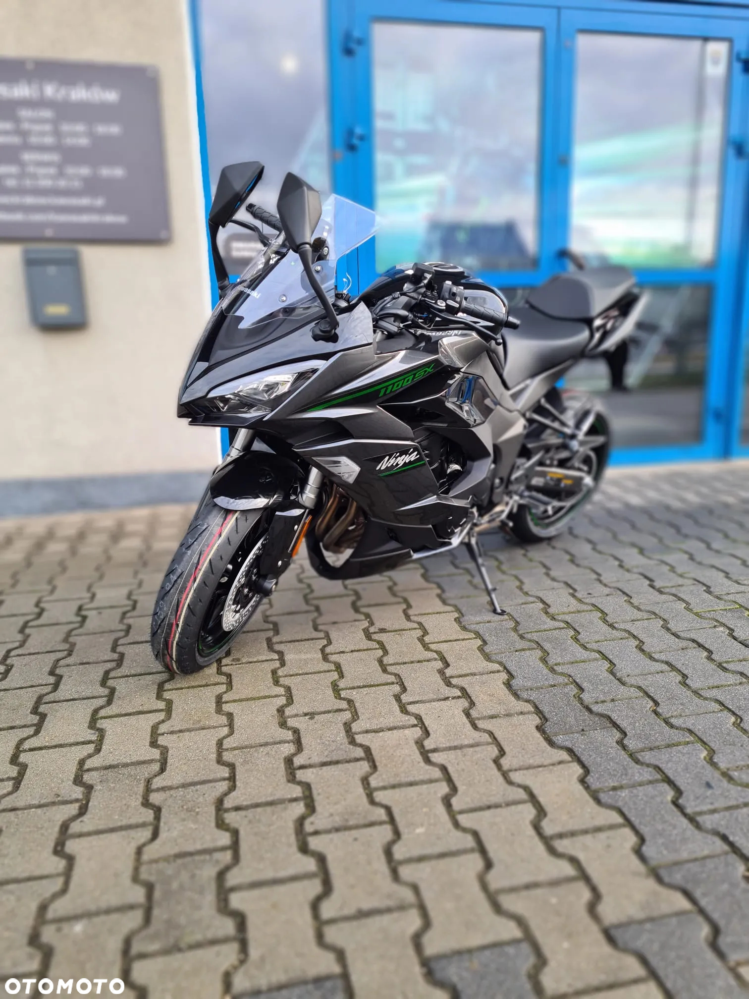 Kawasaki Ninja 1000 SX - 8
