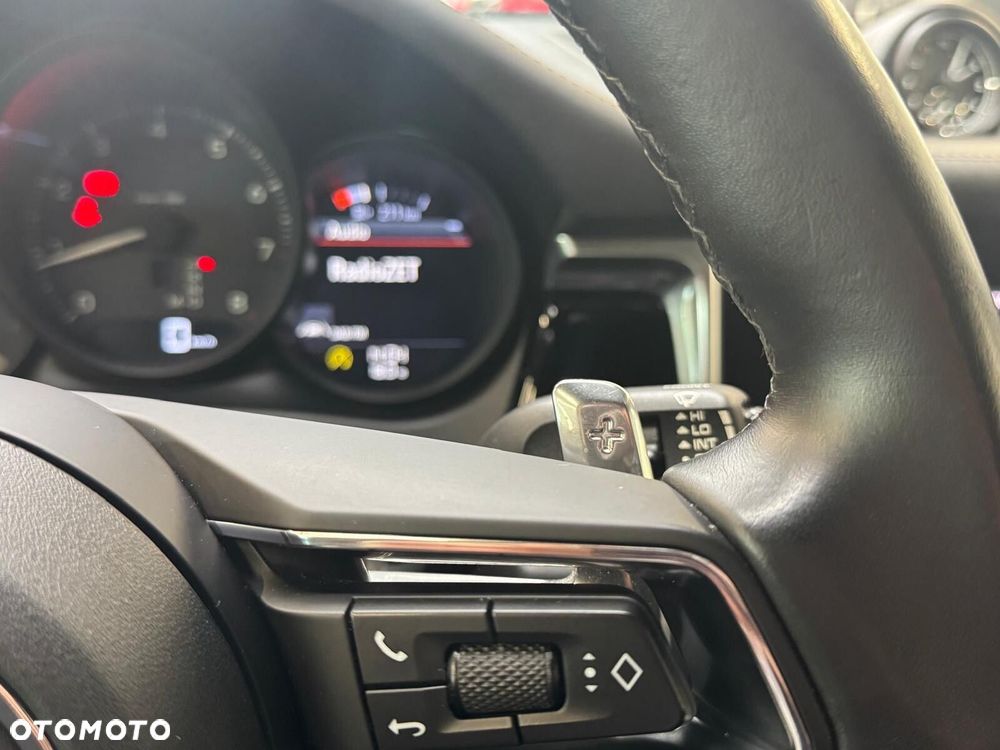 Porsche Macan Standard - 15
